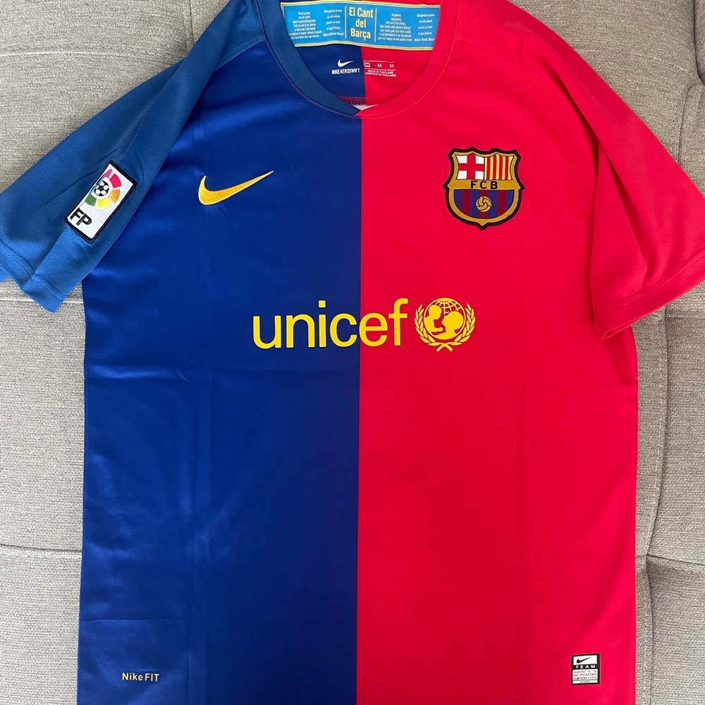 Nike FC Barcelona Jersey Iniesta #8 Size M